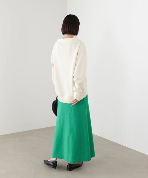 ダンボール抜き衿プルオーバー