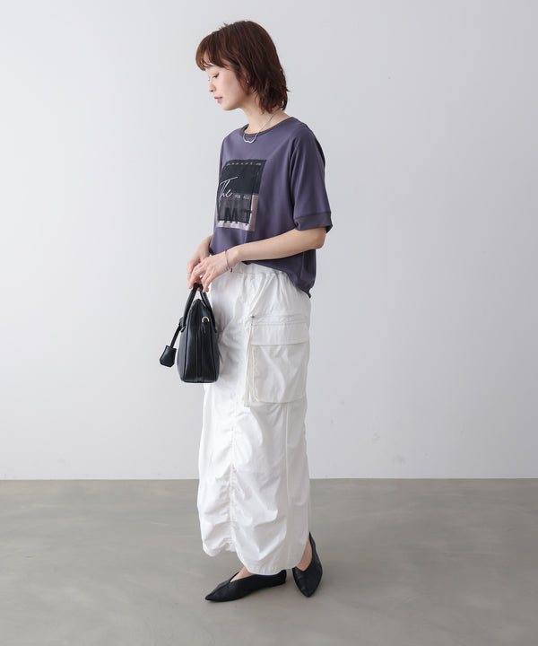 スクエアBOXロゴT-shirt