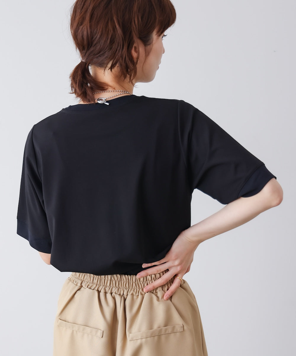 スクエアBOXロゴT-shirt