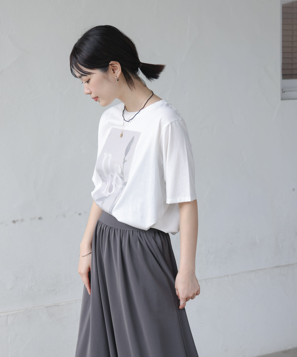 フラワーロゴプリントTee