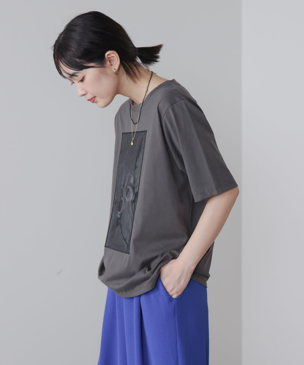 フラワーロゴプリントTee