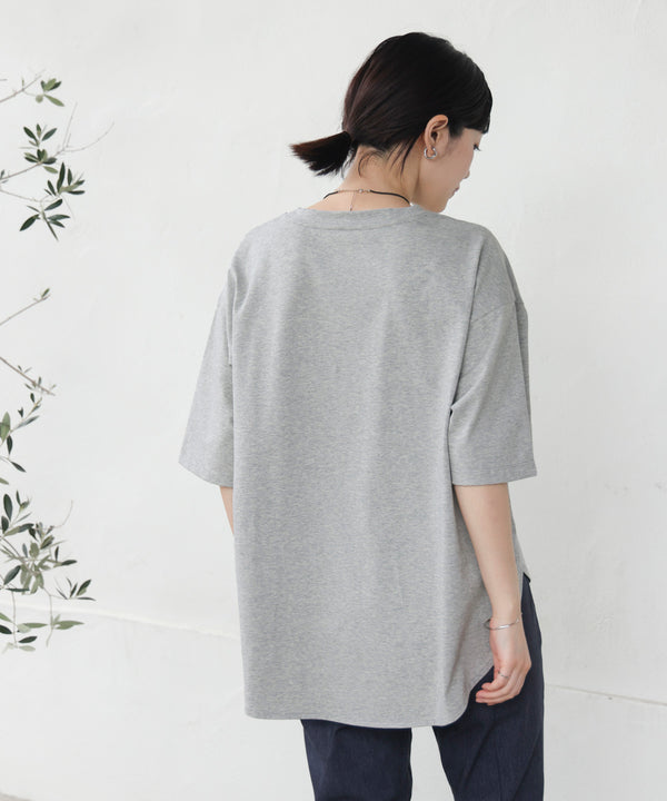 ドールモチーフTシャツ