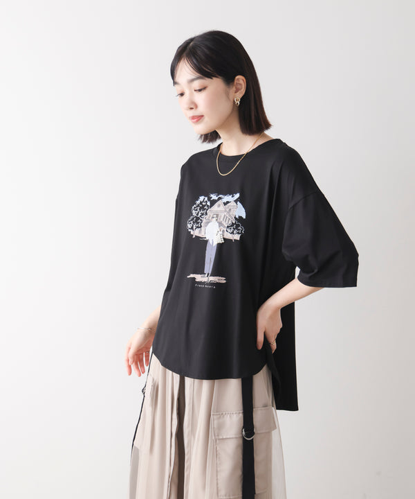 ドールモチーフTシャツ