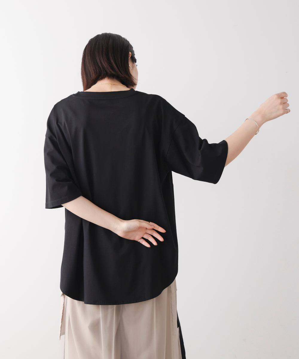 ドールモチーフTシャツ