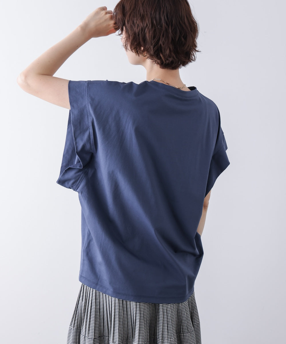 メタリックプリントＴシャツ