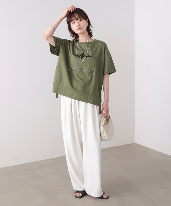 刺繍アンダーファスナーTシャツ