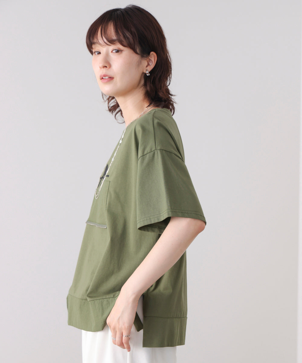 刺繍アンダーファスナーTシャツ