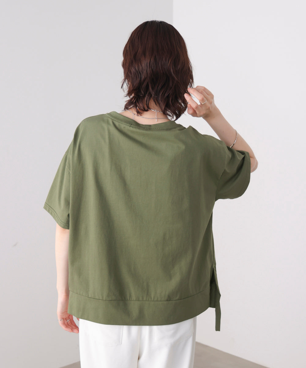 刺繍アンダーファスナーTシャツ