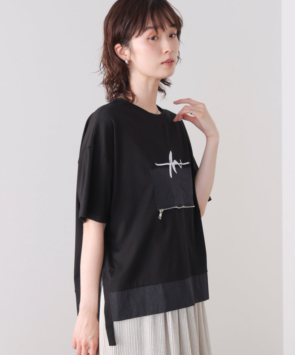 刺繍アンダーファスナーTシャツ