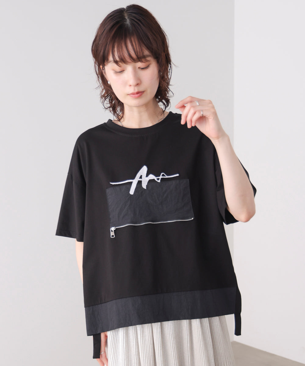 刺繍アンダーファスナーTシャツ