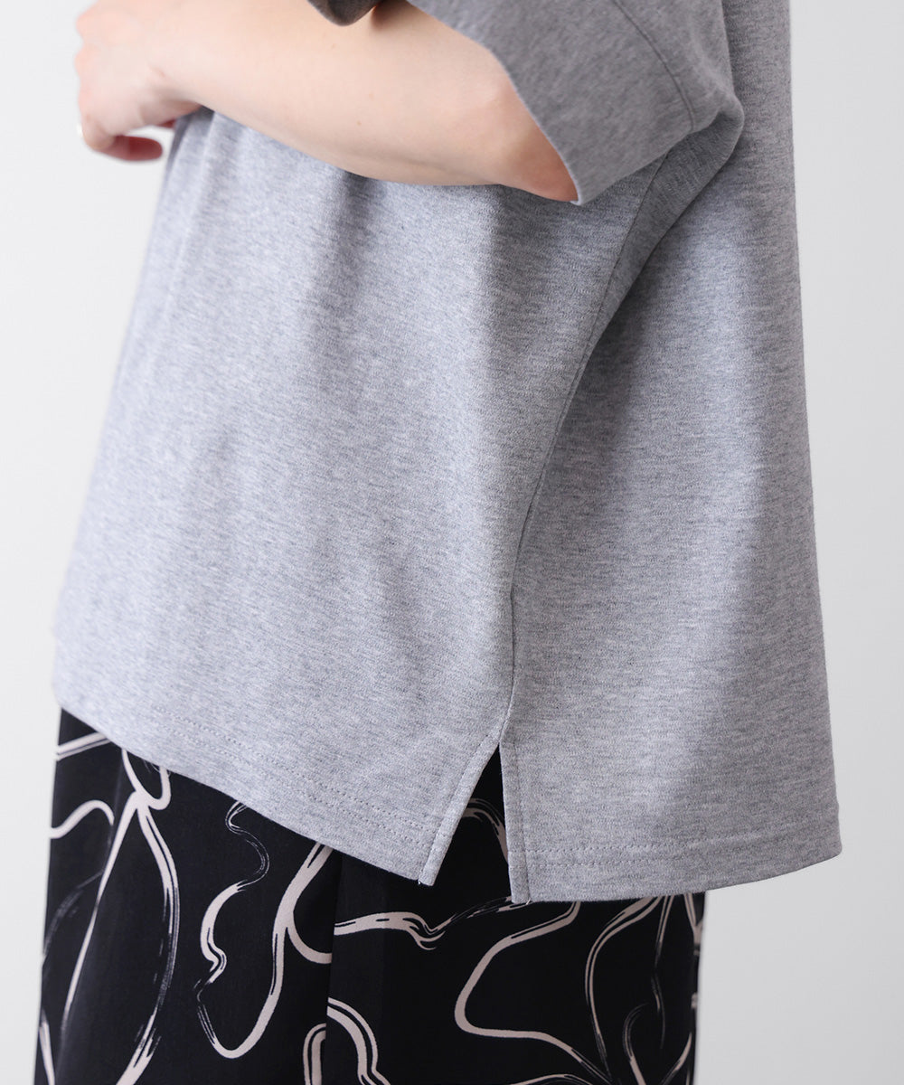 ミラーホットフィックスロゴTシャツ