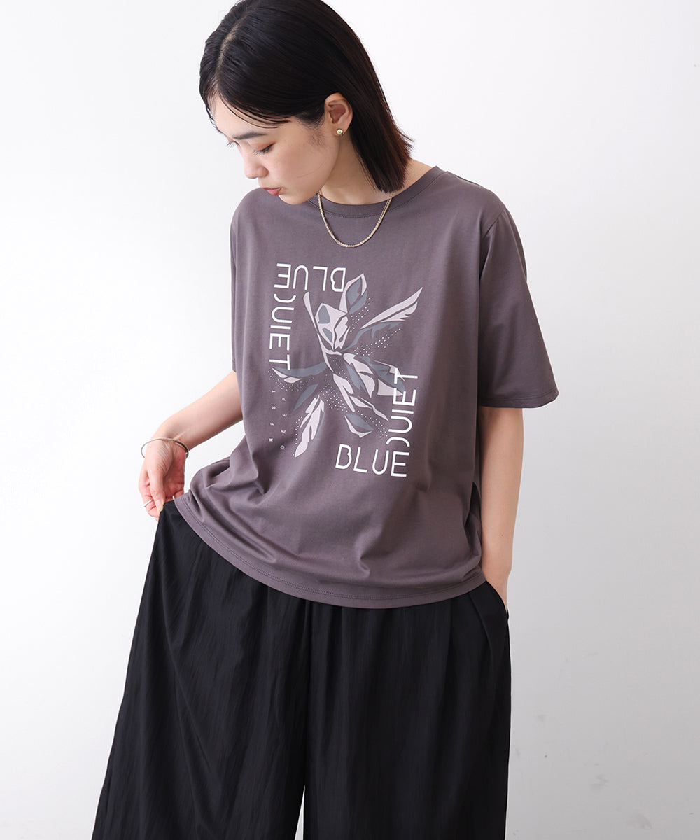 デジタルフラワープリントＴシャツ
