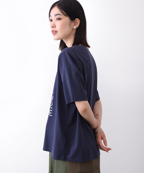 デジタルフラワープリントＴシャツ