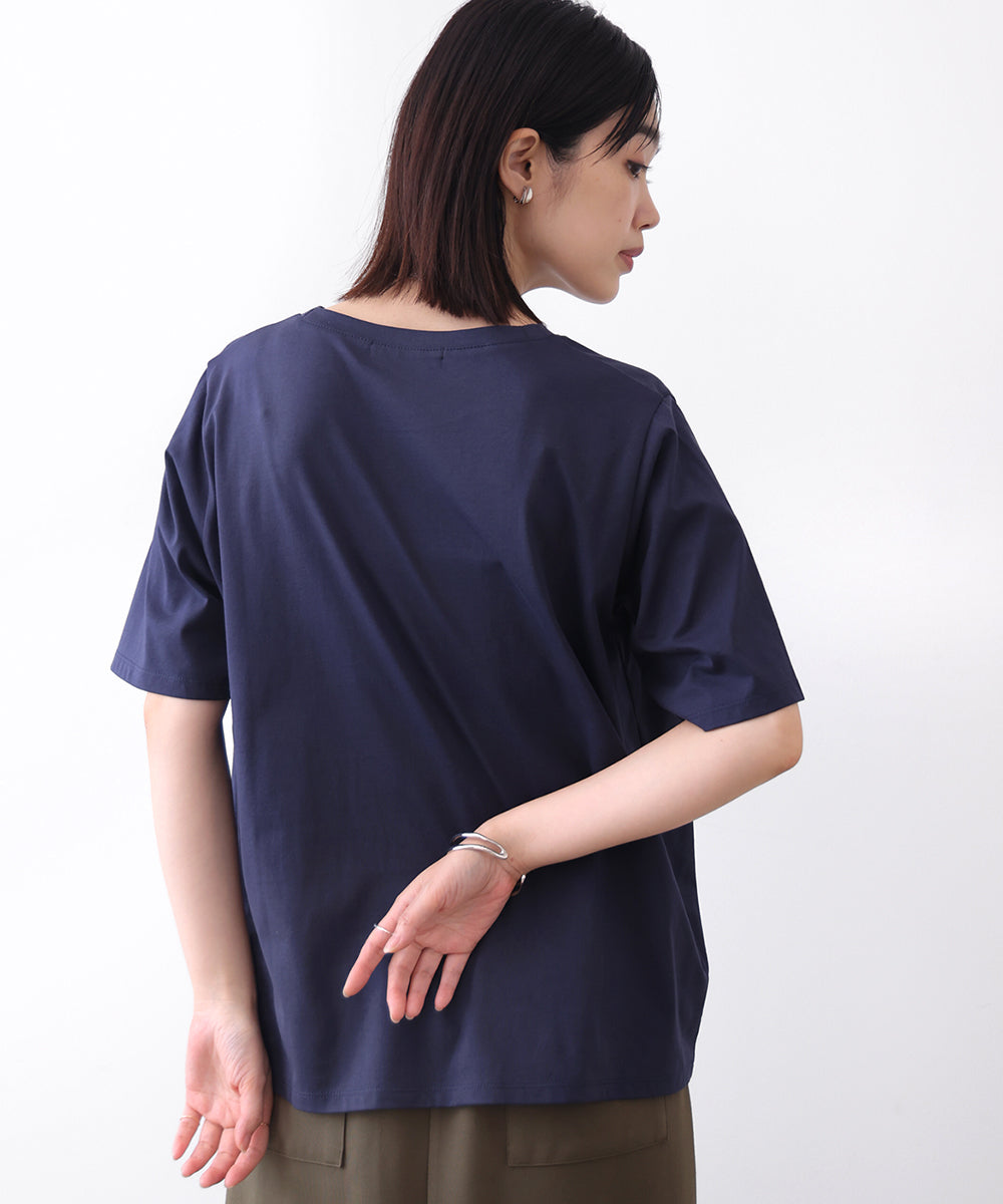 デジタルフラワープリントＴシャツ