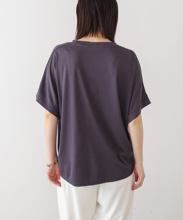 キャットグラフィックTシャツ
