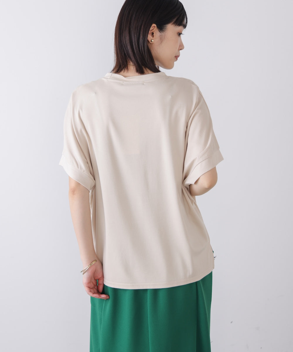 キャットグラフィックTシャツ