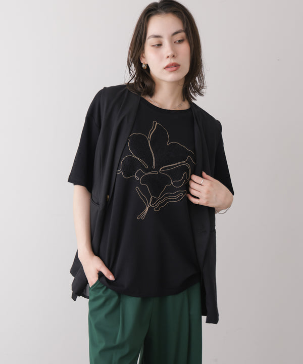 アートフラワーモチーフTシャツ［8/7発送予定］