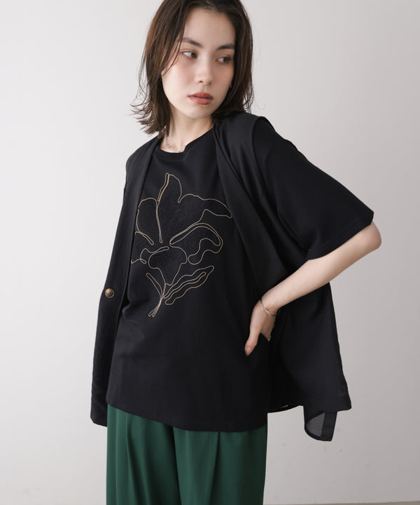 アートフラワーモチーフTシャツ［8/7発送予定］