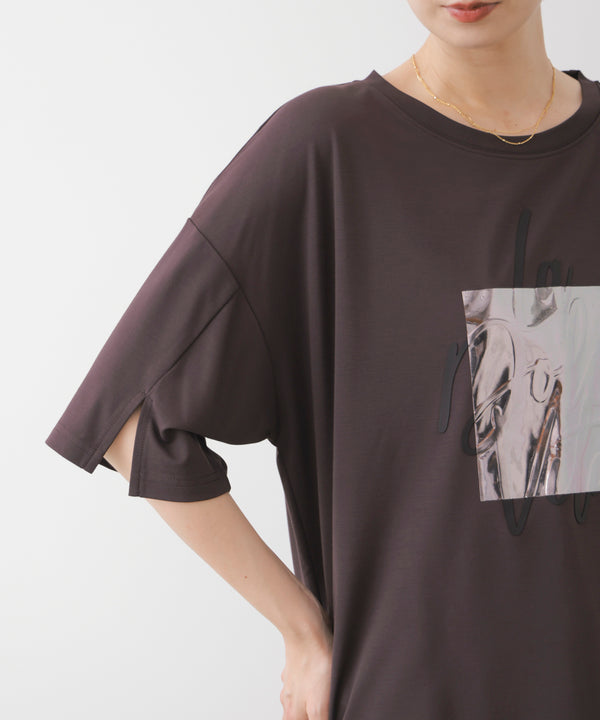 箔エンボス五分袖Tシャツ［8/21発送予定］