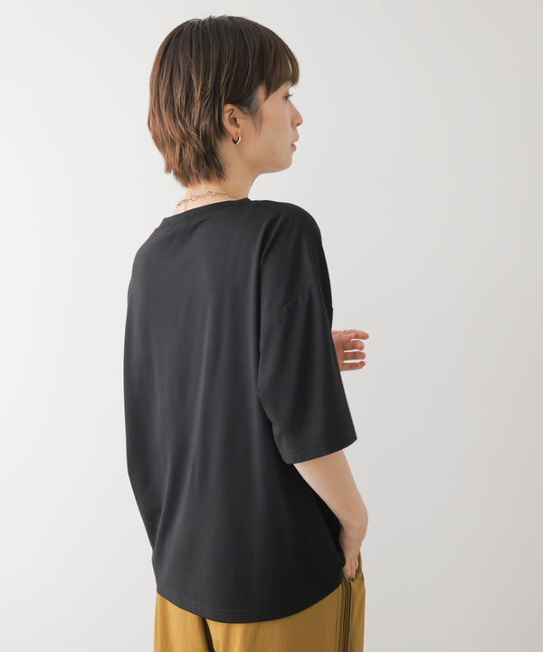 箔エンボス五分袖Tシャツ［8/21発送予定］