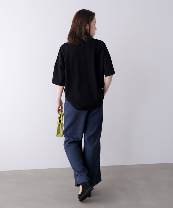 ビジューロゴＴシャツ