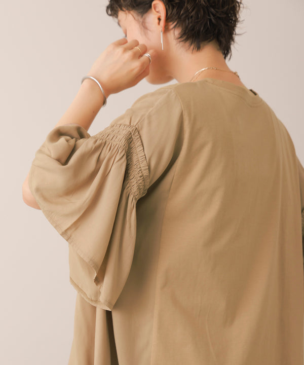 シンプルロゴフレアスリーブＴ