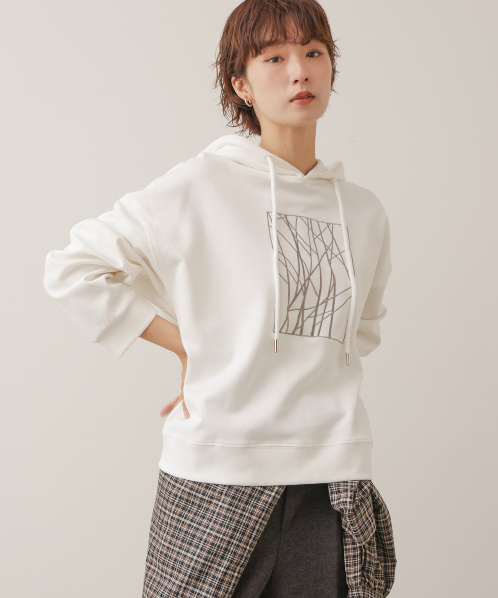 ラメ刺しゅうパーカー［11/6発送予定］