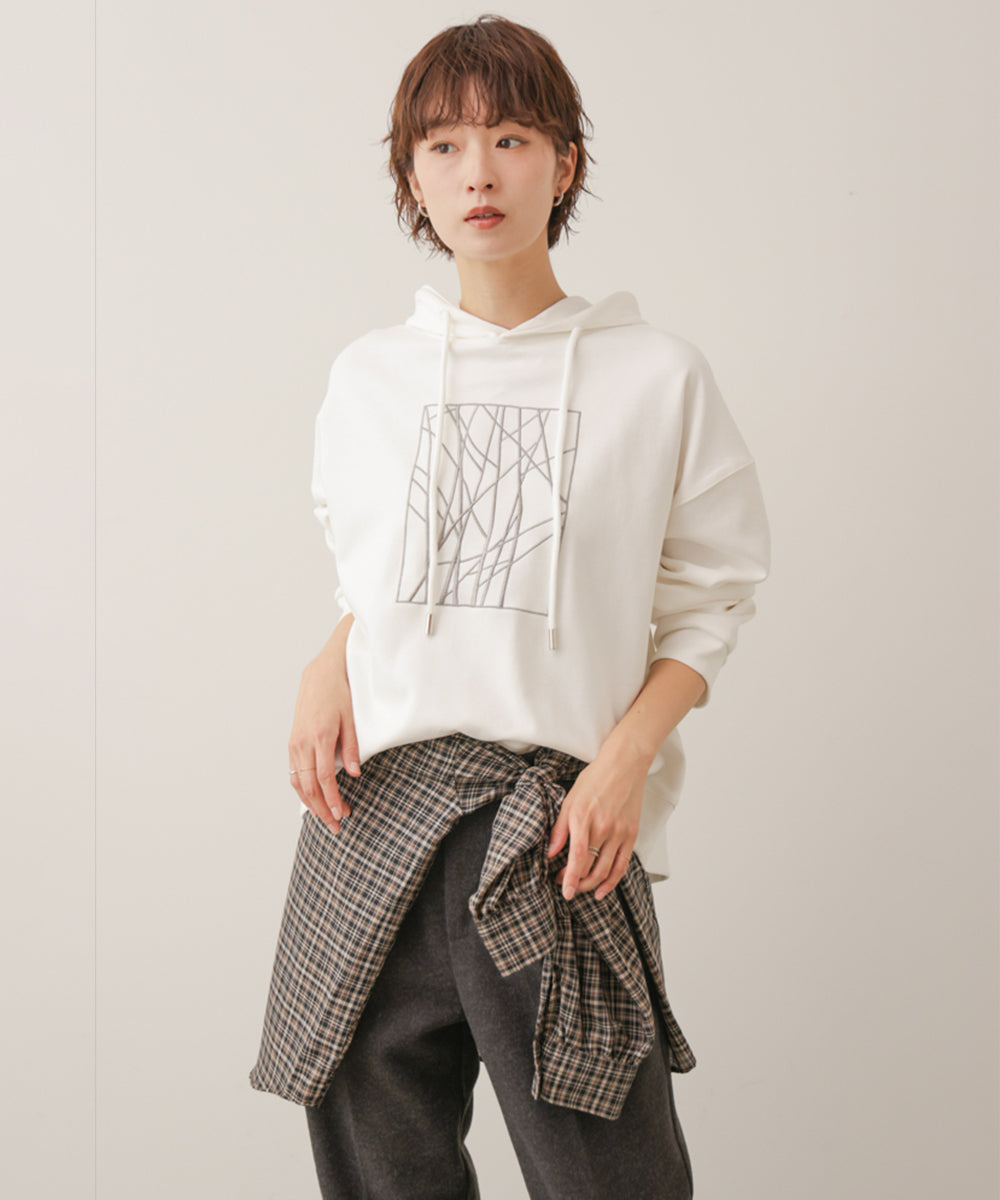 ラメ刺しゅうパーカー［11/6発送予定］