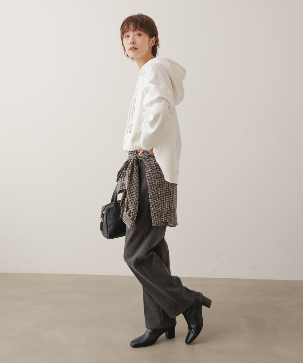 ラメ刺しゅうパーカー［11/6発送予定］