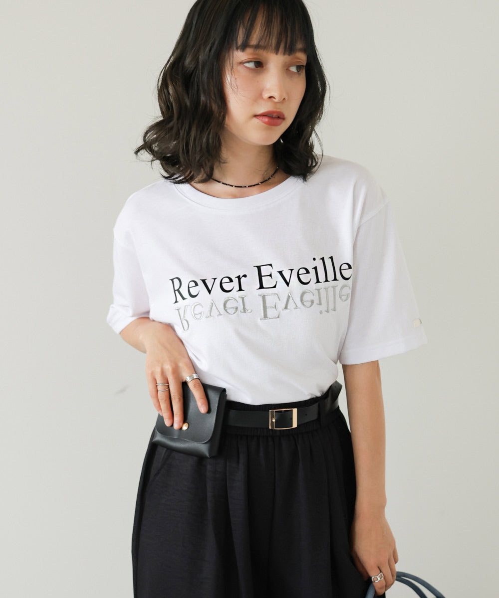 ロゴプリント刺しゅうＴシャツ