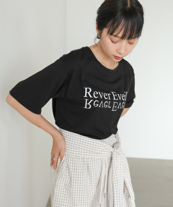 ロゴプリント刺しゅうＴシャツ