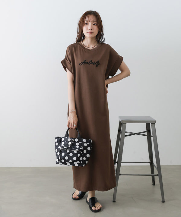 刺しゅうロゴカットワンピース