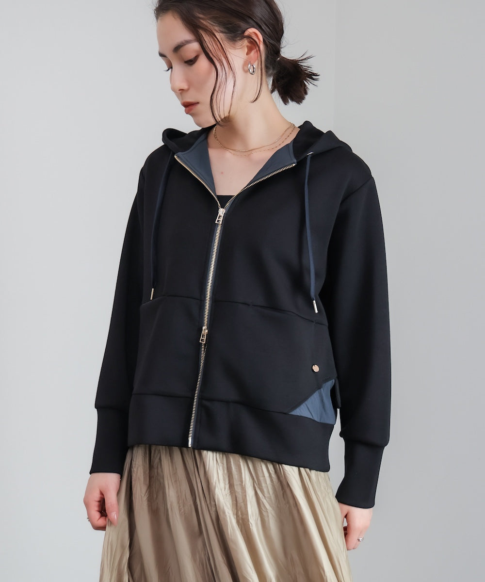 裾レイヤードバックラインＺｉｐパーカー［2/26発送予定］