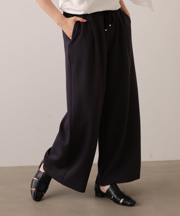 パウンドストレッチセミワイドパンツ