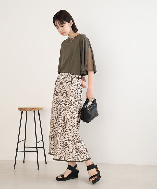 エッジステッチフリンジナロースカート