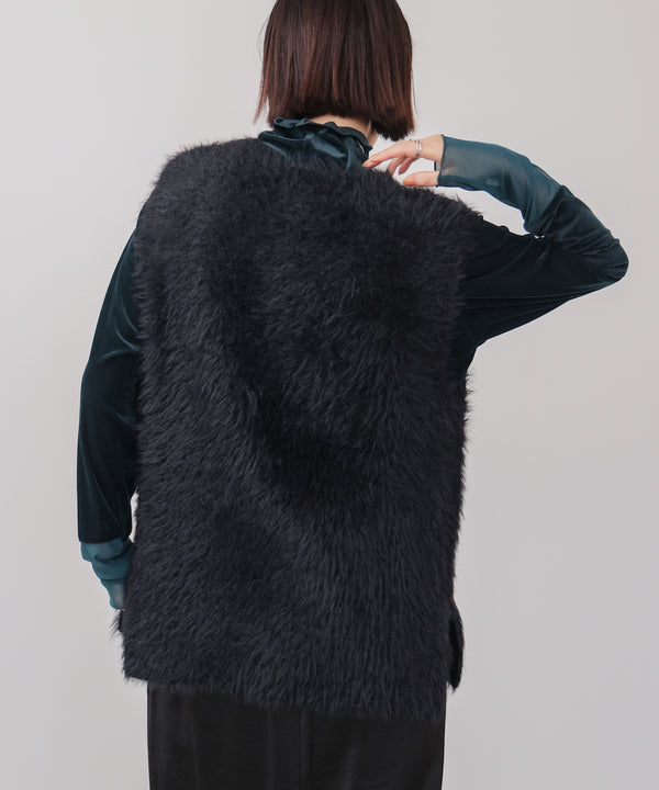 ソウバリシャギーニットベスト