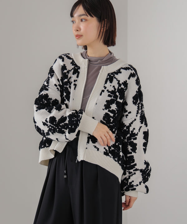 フラワーモールカーデ