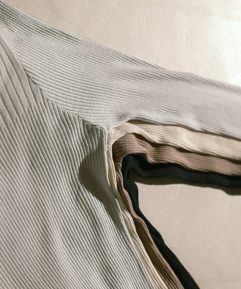 18G保湿リブ切替ラウンドプルオーバー