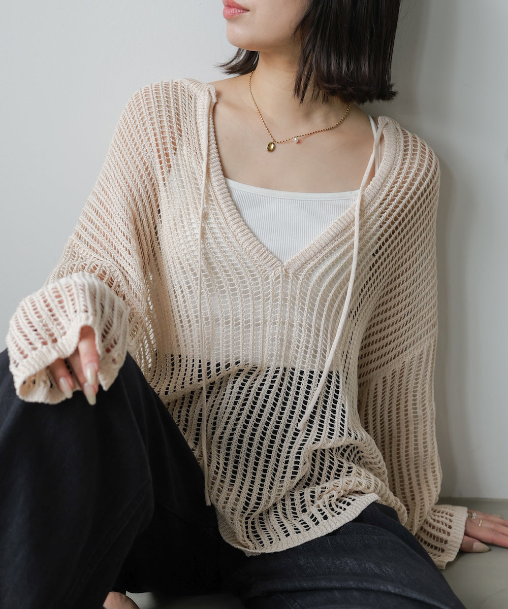 透かし編みプルオーバー