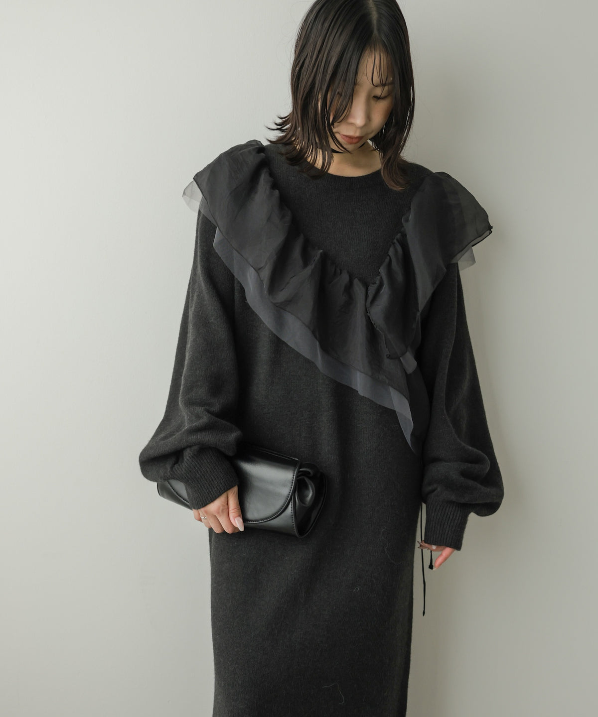【S・Mサイズ展開】アシンメトリーフリルニットワンピース