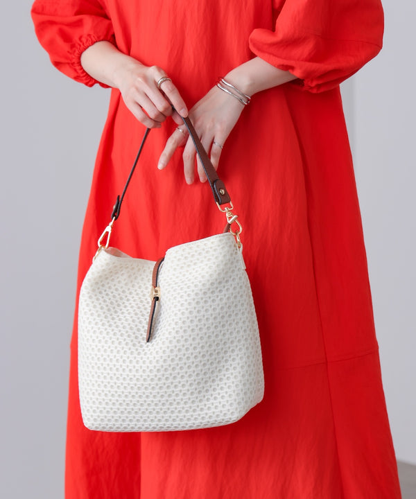 ドットメッシュショルダー