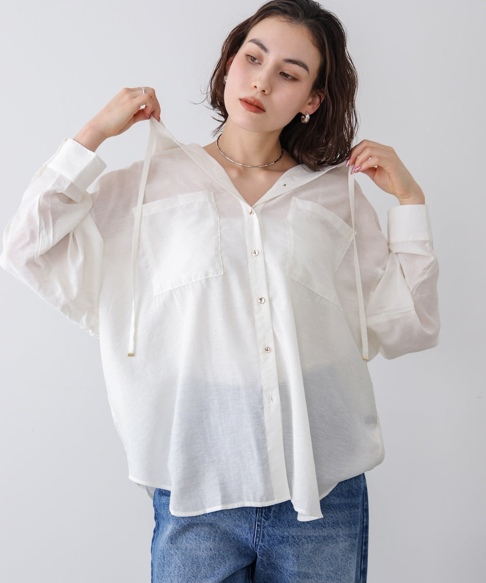 フーデットシャツ