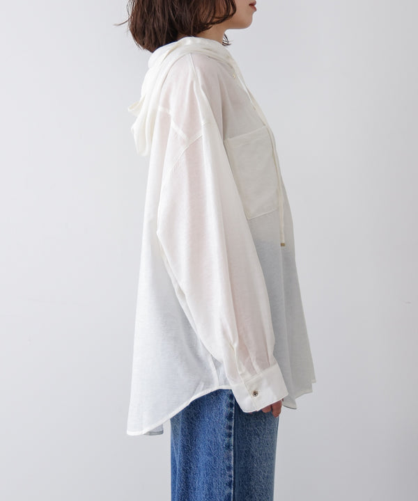 フーデットシャツ