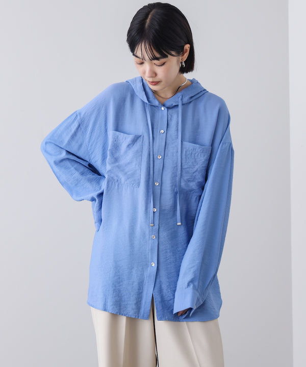 フーデットシャツ