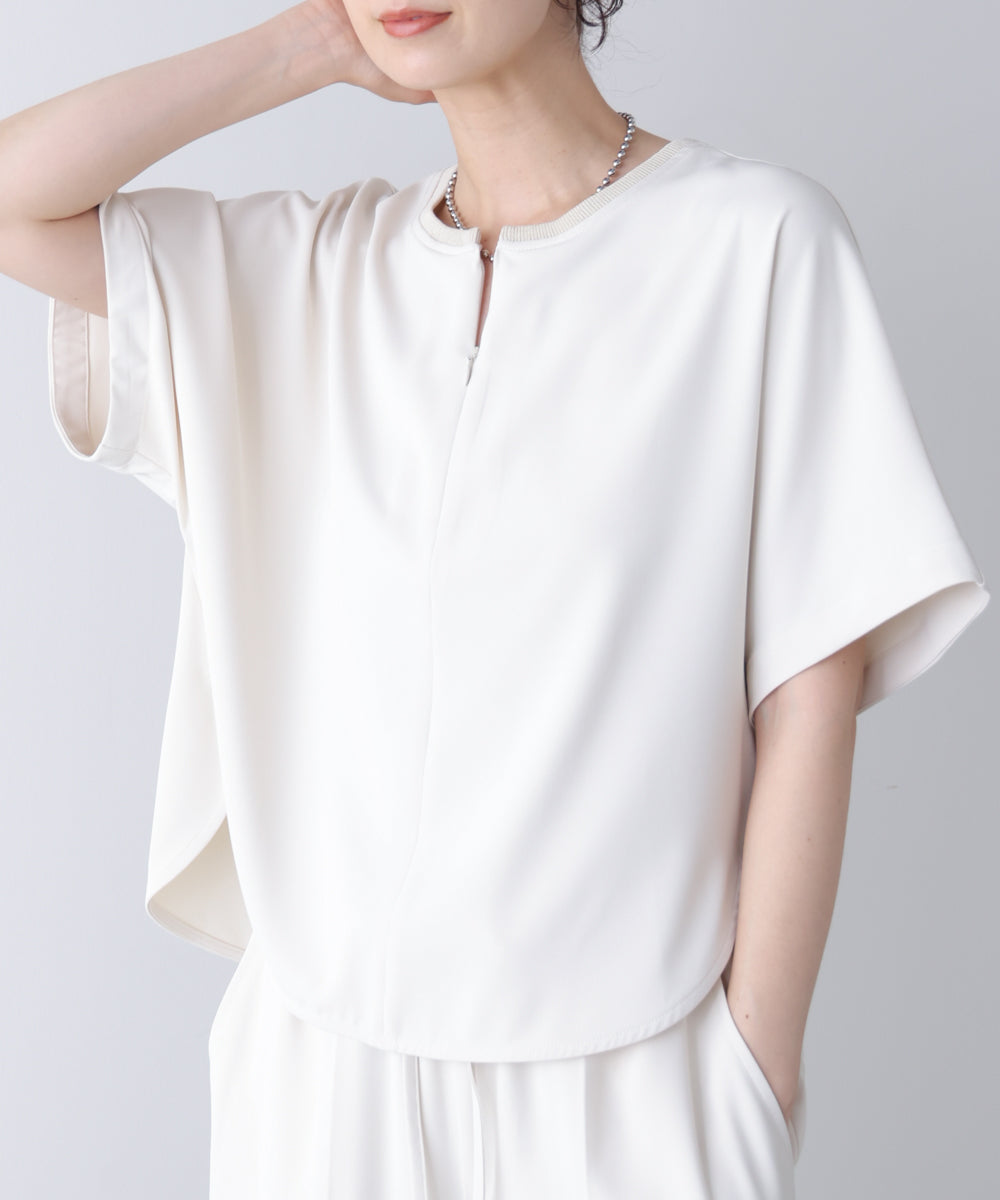 【接触冷感】ダブルクロスキーネックブラウス［5/28発送予定］