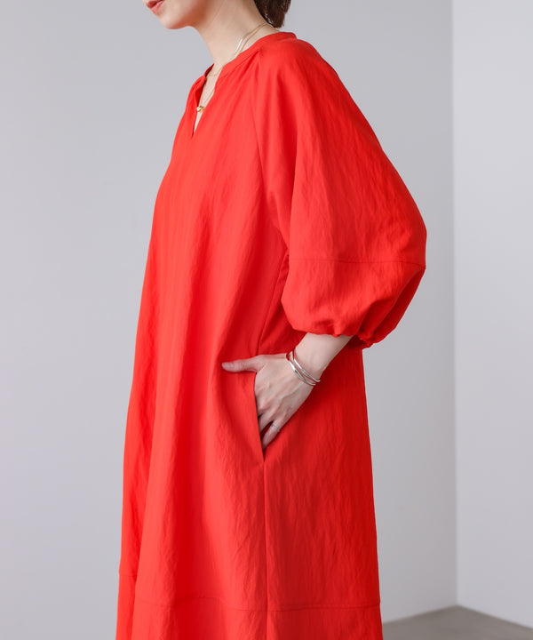 ナイロン混袖ボリュームワンピース［4/10発送予定］