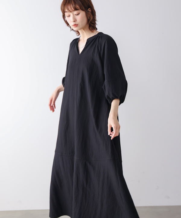 ナイロン混袖ボリュームワンピース［4/10発送予定］