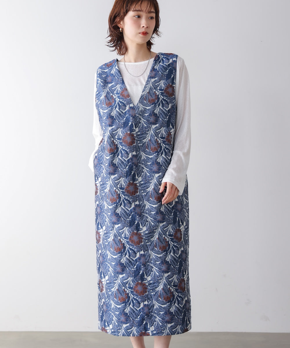 ジャガードスリーブレスワンピース