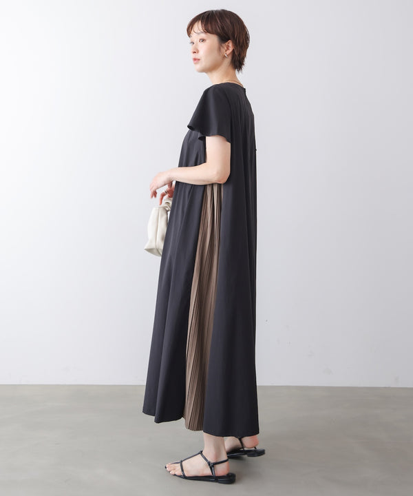 【接触冷感】脇プリーツワンピース［7/10発送予定］