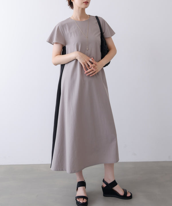 【接触冷感】脇プリーツワンピース［7/10発送予定］